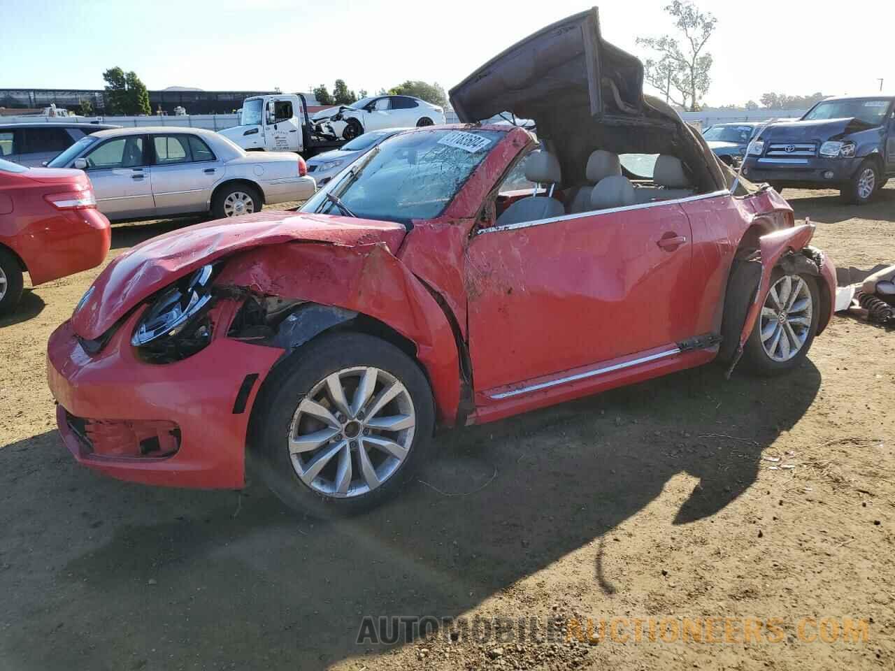 3VW5A7AT7FM808465 VOLKSWAGEN BEETLE 2015