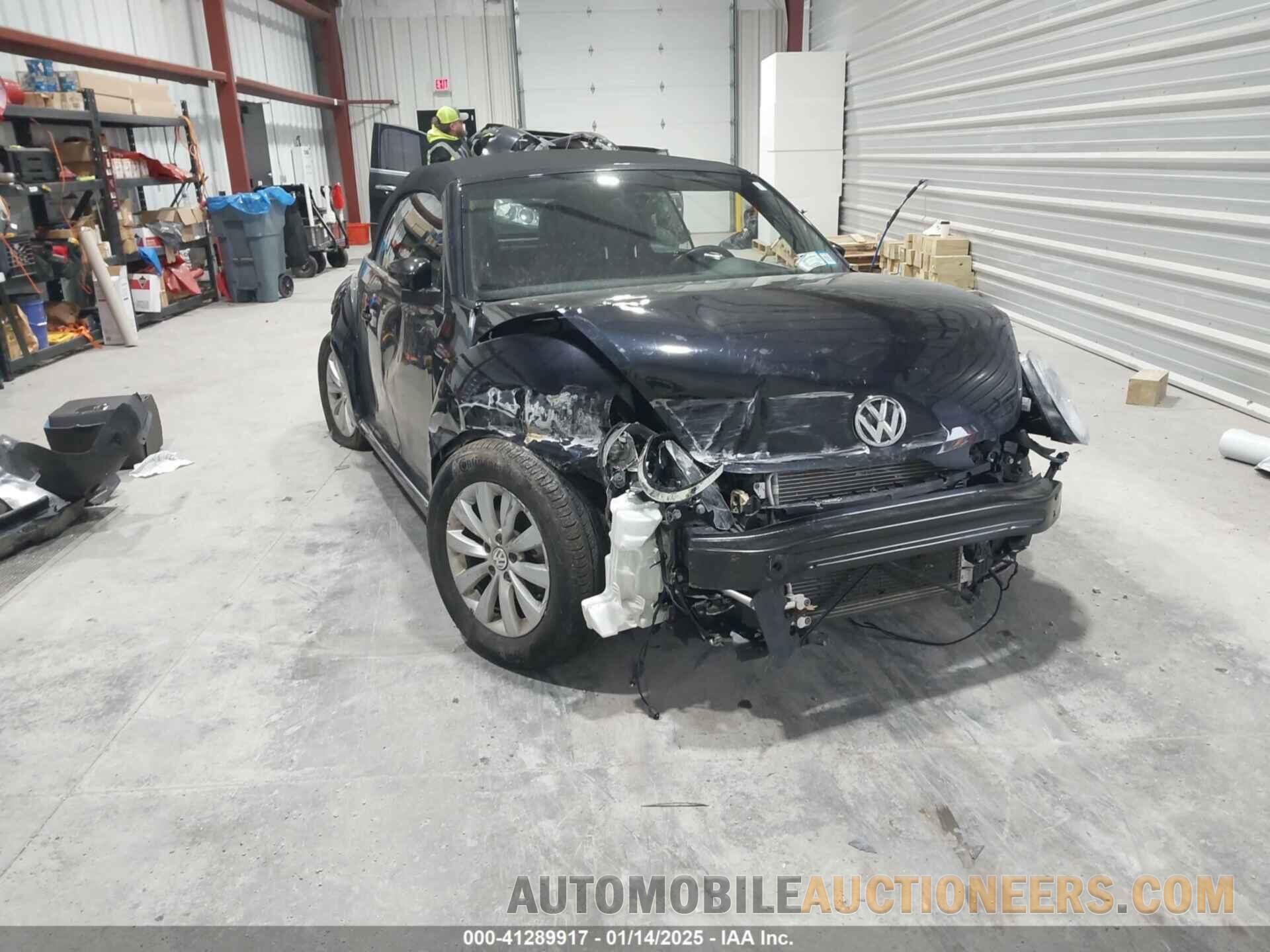 3VW5DAAT4KM506243 VOLKSWAGEN BEETLE 2019