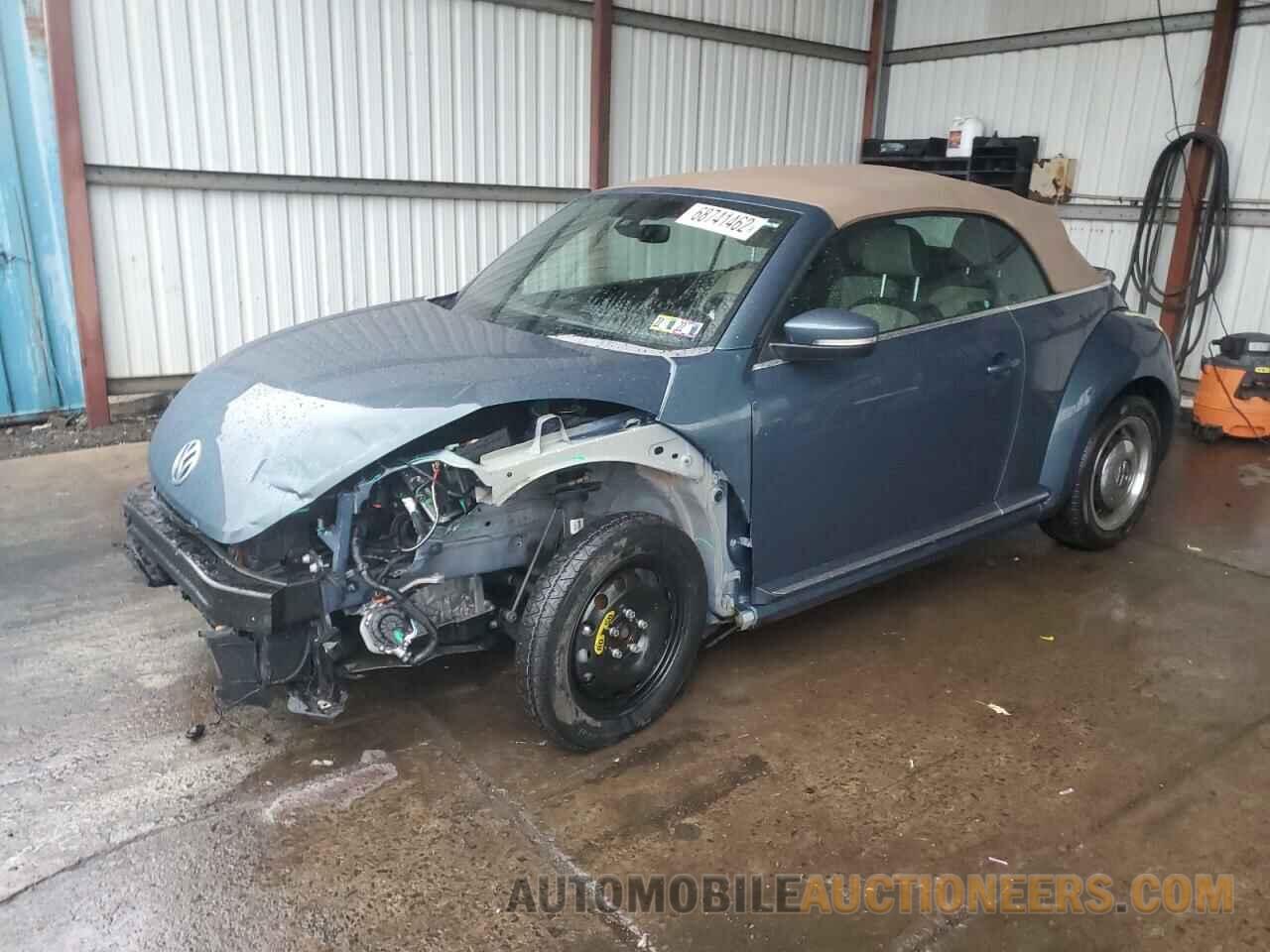 3VW5DAAT9JM502932 VOLKSWAGEN BEETLE 2018