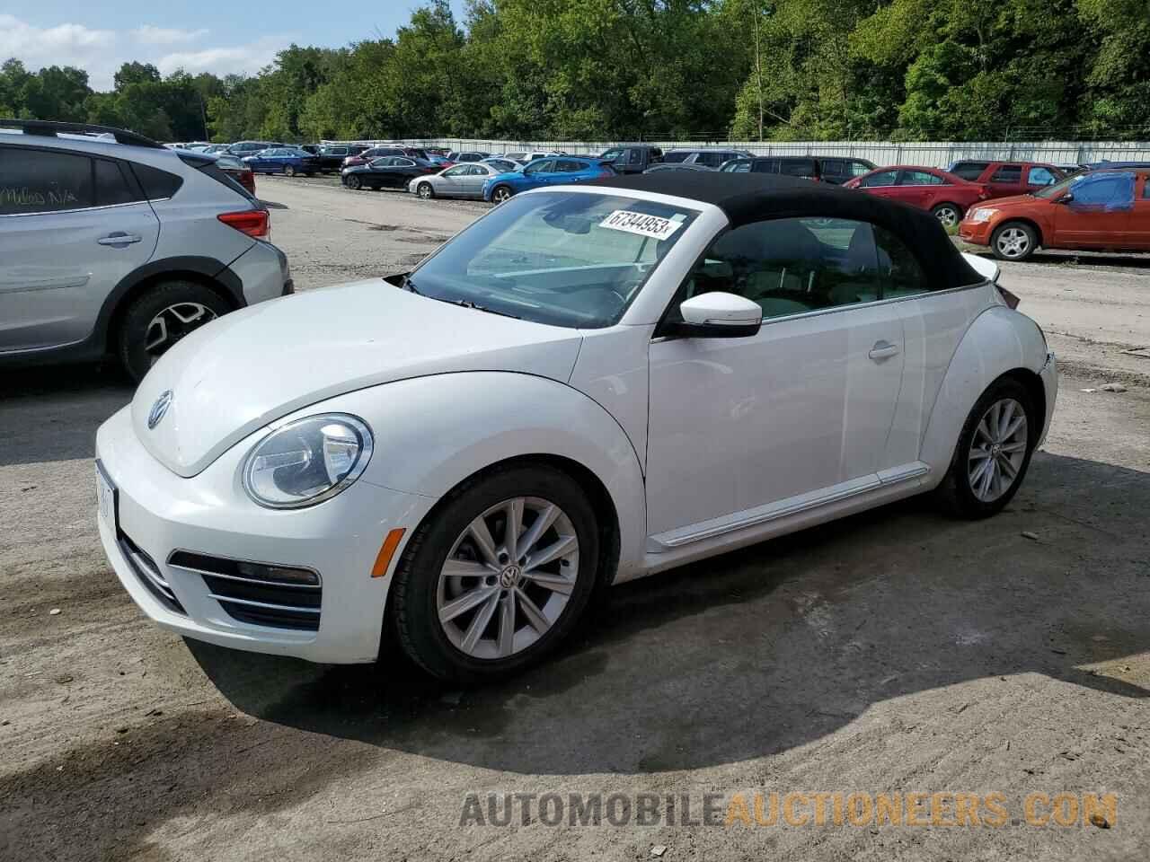 3VW5DAATXKM503704 VOLKSWAGEN BEETLE 2019