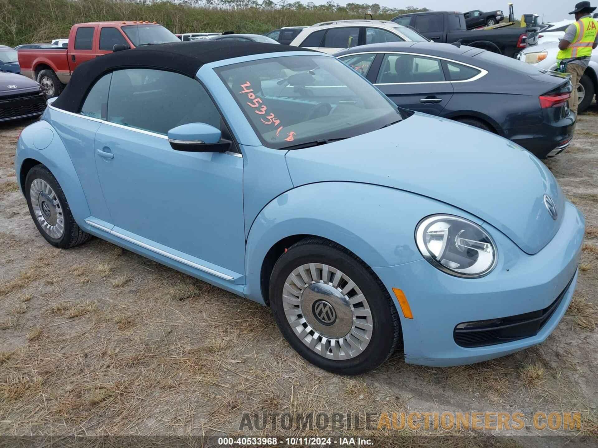 3VW5P7AT1DM812684 VOLKSWAGEN BEETLE 2013