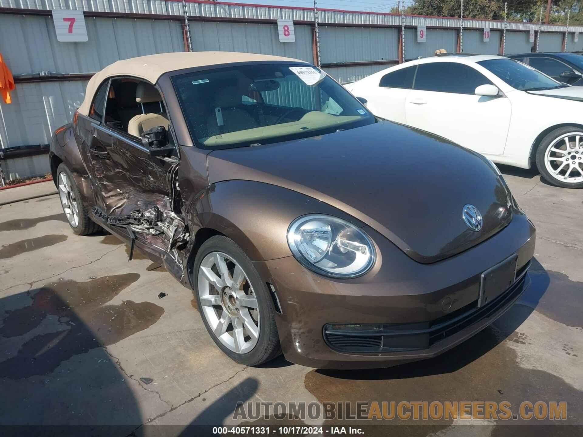 3VW5X7AT3DM825341 VOLKSWAGEN BEETLE 2013