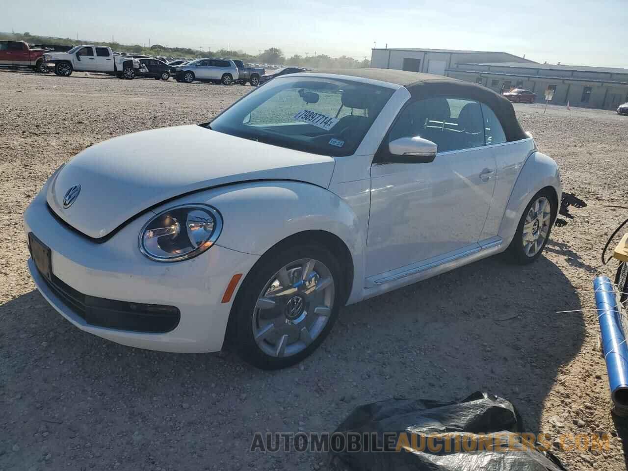 3VW5X7AT7DM811040 VOLKSWAGEN BEETLE 2013