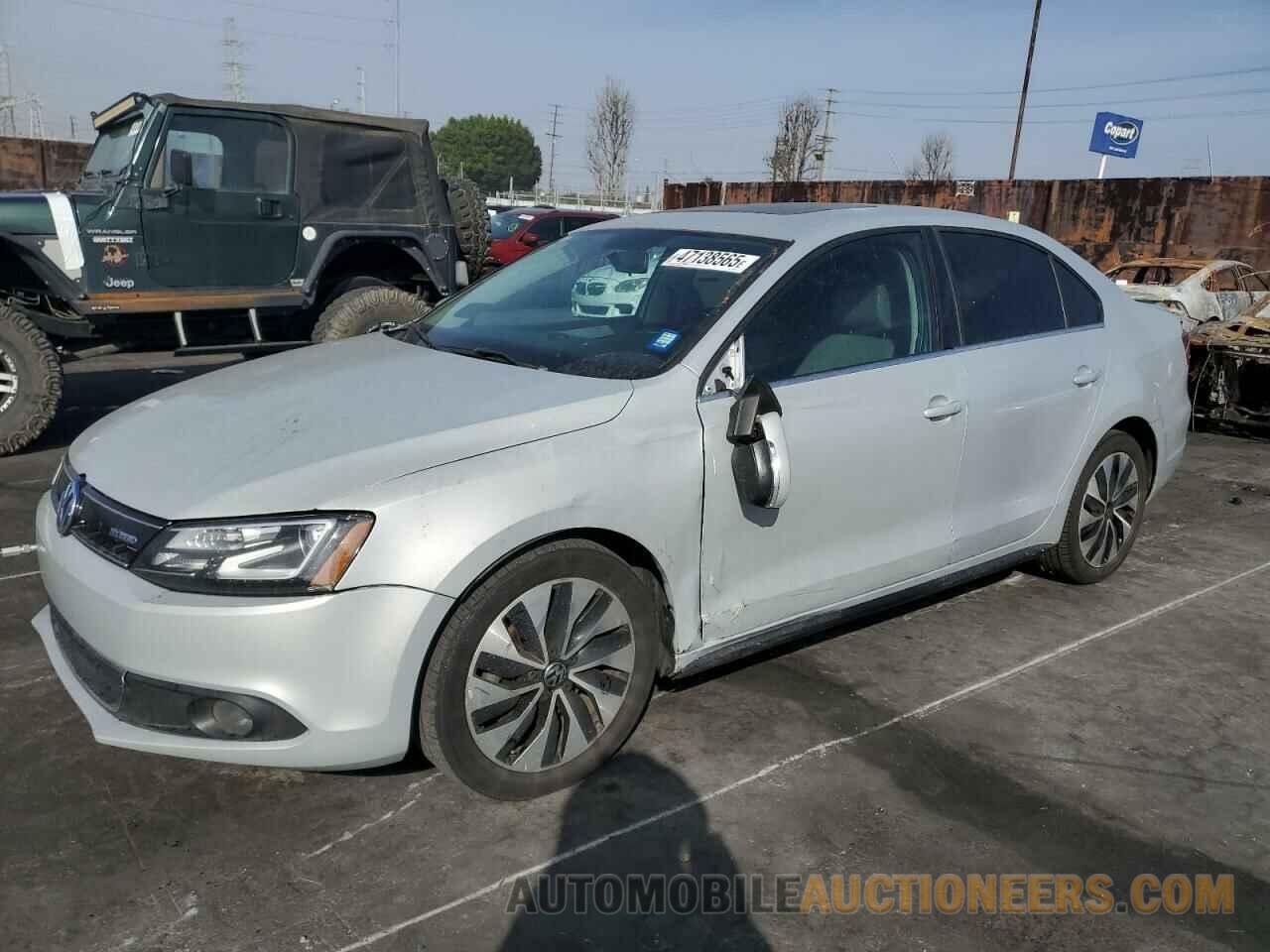 3VW637AJ1DM212200 VOLKSWAGEN JETTA 2013