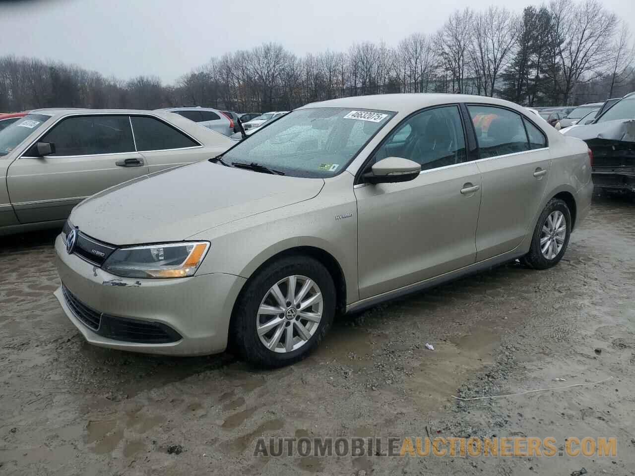 3VW637AJ4DM275842 VOLKSWAGEN JETTA 2013