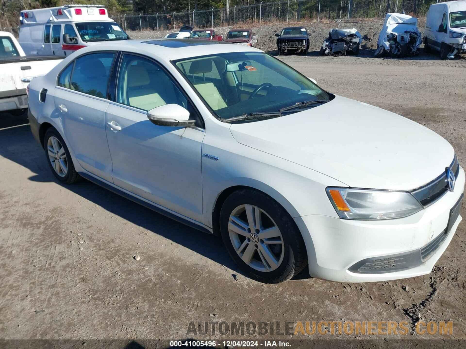 3VW637AJ5DM311117 VOLKSWAGEN JETTA HYBRID 2013