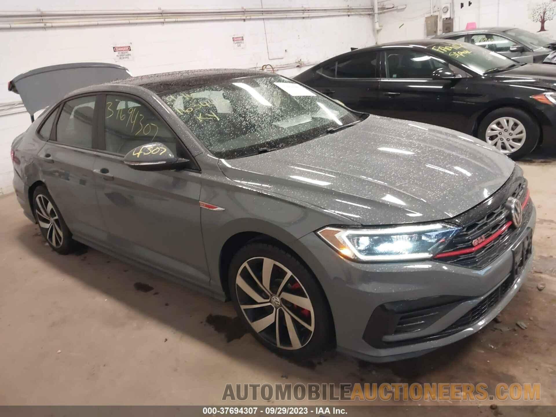 3VW6T7BU8KM195823 VOLKSWAGEN JETTA GLI 2019