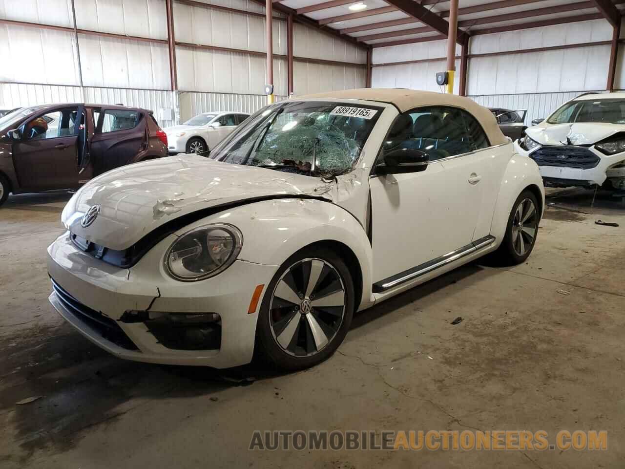 3VW7T7AT3DM833685 VOLKSWAGEN BEETLE 2013