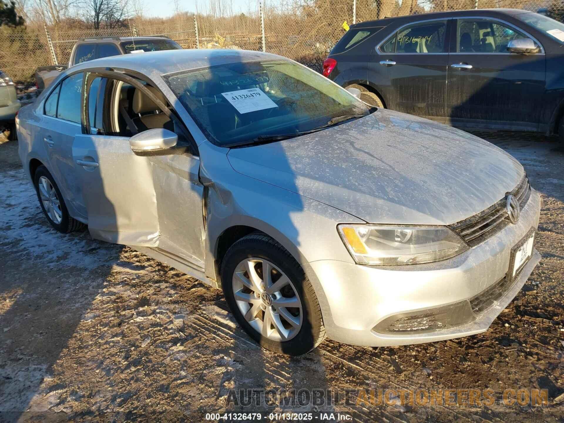 3VWB07AJ5EM387140 VOLKSWAGEN JETTA 2014