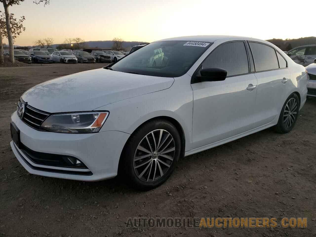 3VWB17AJ1GM362574 VOLKSWAGEN JETTA 2016