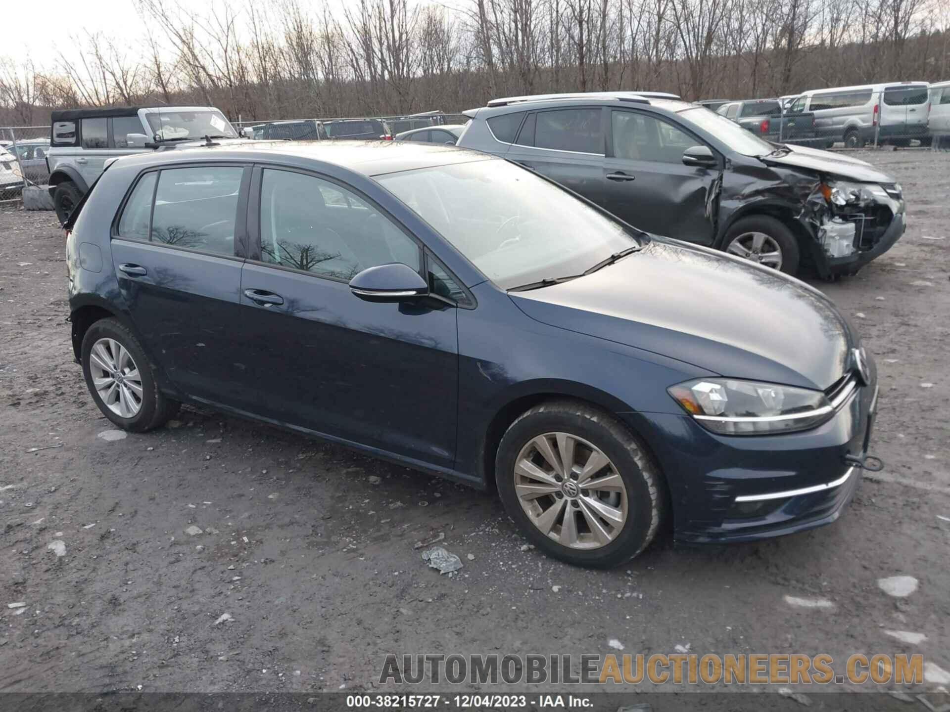 3VWB17AU6JM267879 VOLKSWAGEN GOLF 2018