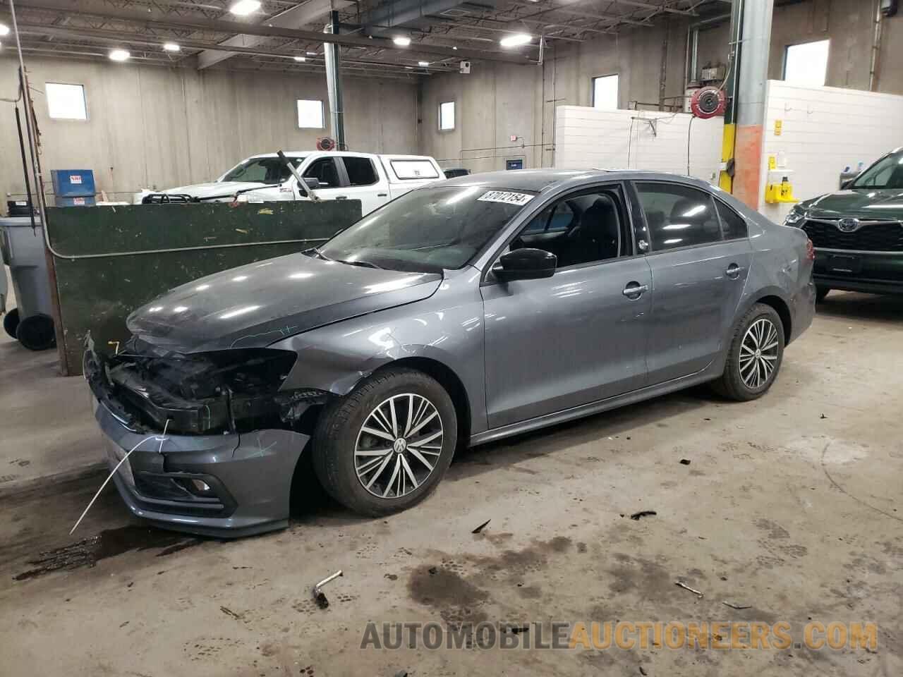 3VWB67AJ3JM209039 VOLKSWAGEN JETTA 2018