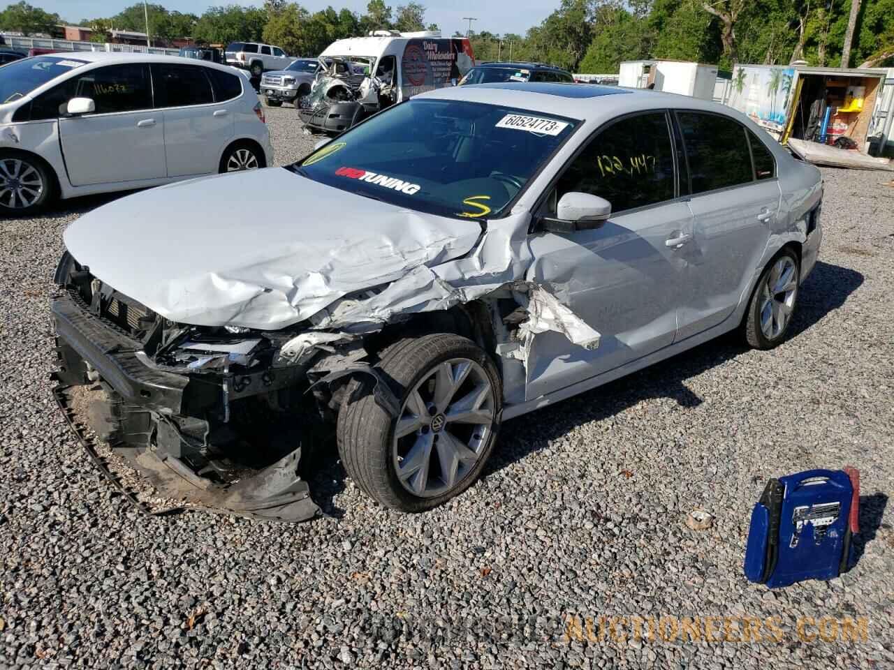 3VWB67AJ6JM241063 VOLKSWAGEN JETTA 2018