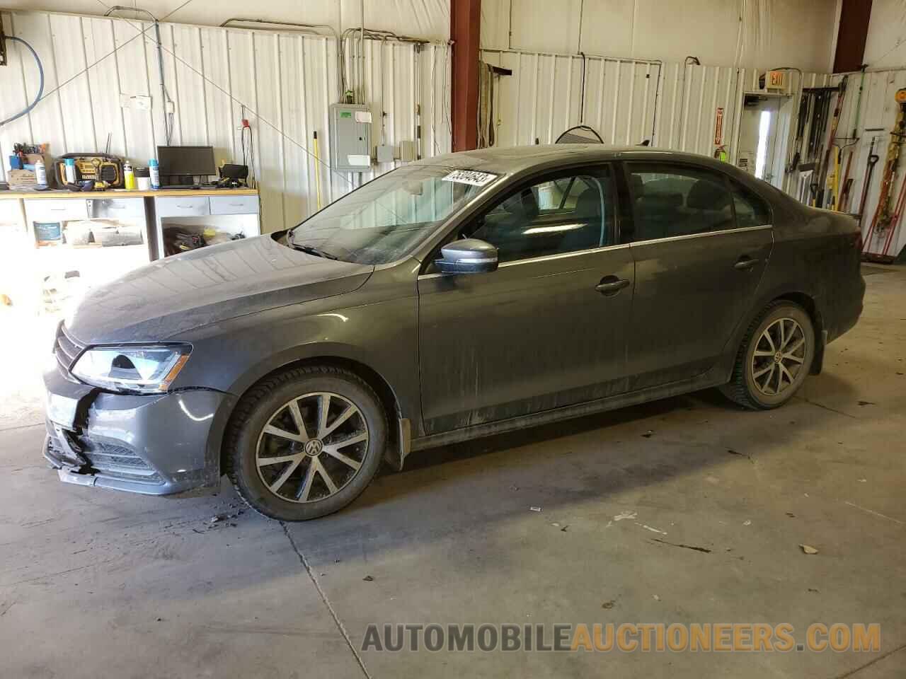 3VWB67AJXJM222919 VOLKSWAGEN JETTA 2018