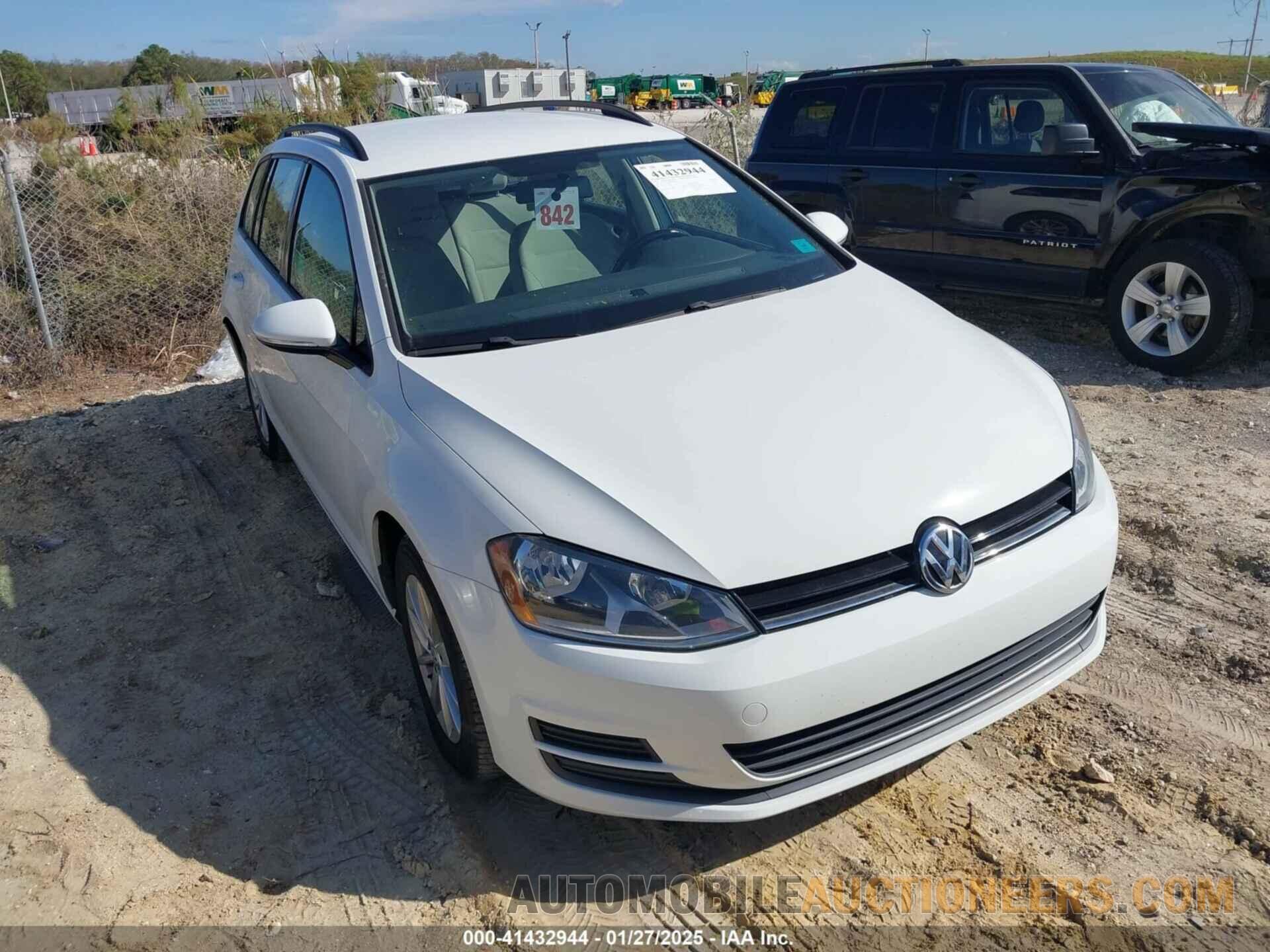 3VWC17AU1HM506561 VOLKSWAGEN GOLF SPORTWAGEN 2017