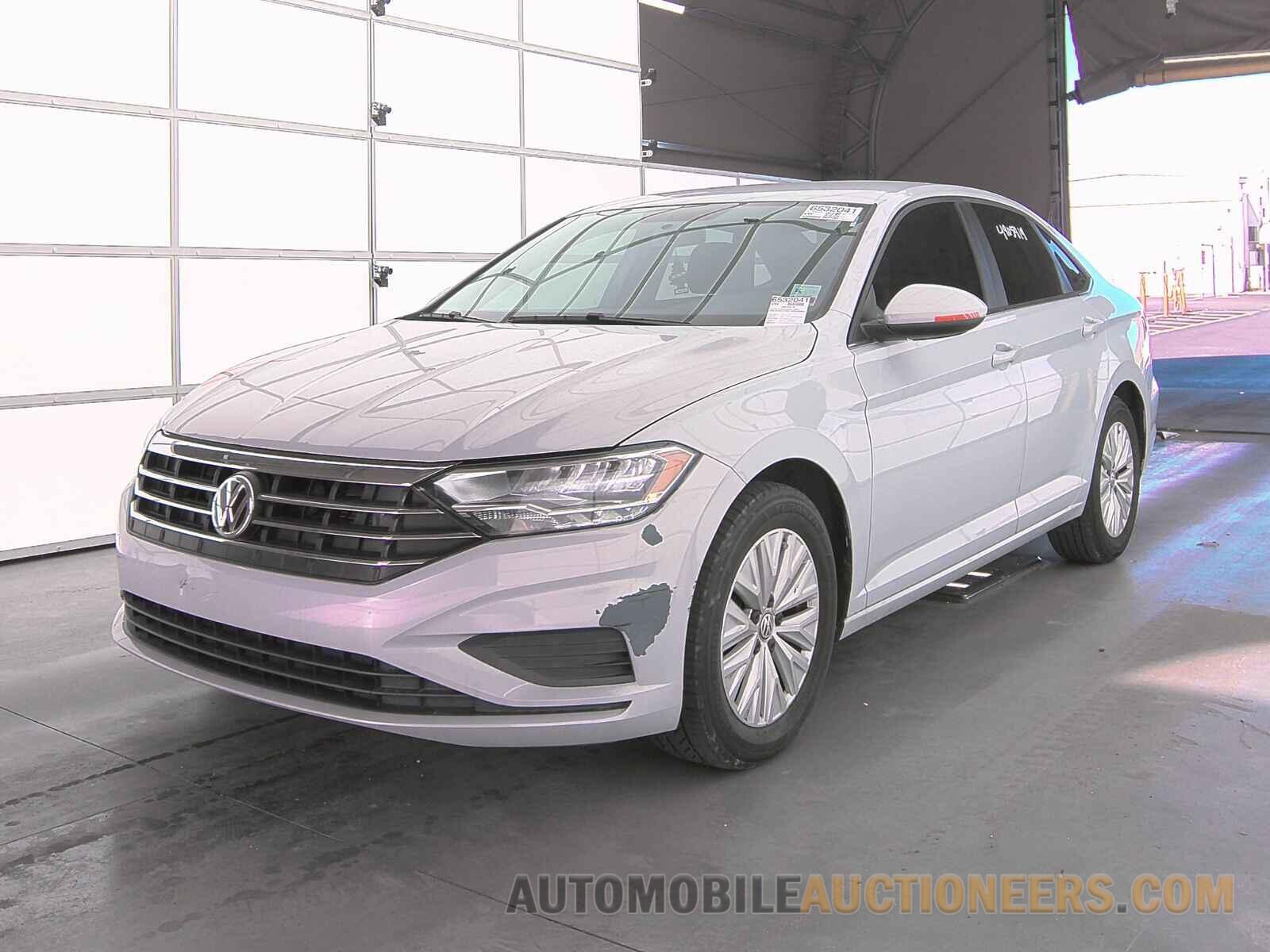 3VWC57BU1KM083894 Volkswagen Jetta 2019