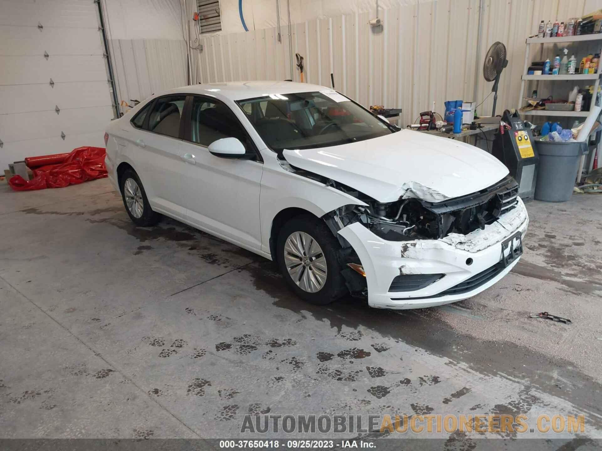 3VWC57BU3KM111081 VOLKSWAGEN JETTA 2019