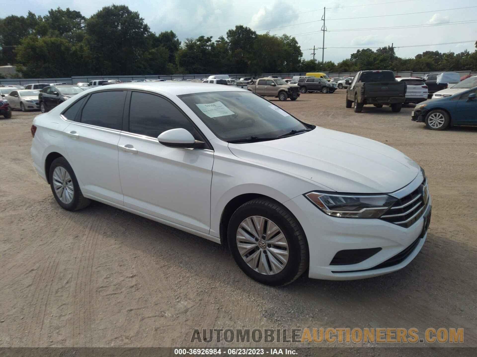 3VWC57BU3KM157218 VOLKSWAGEN JETTA 2019