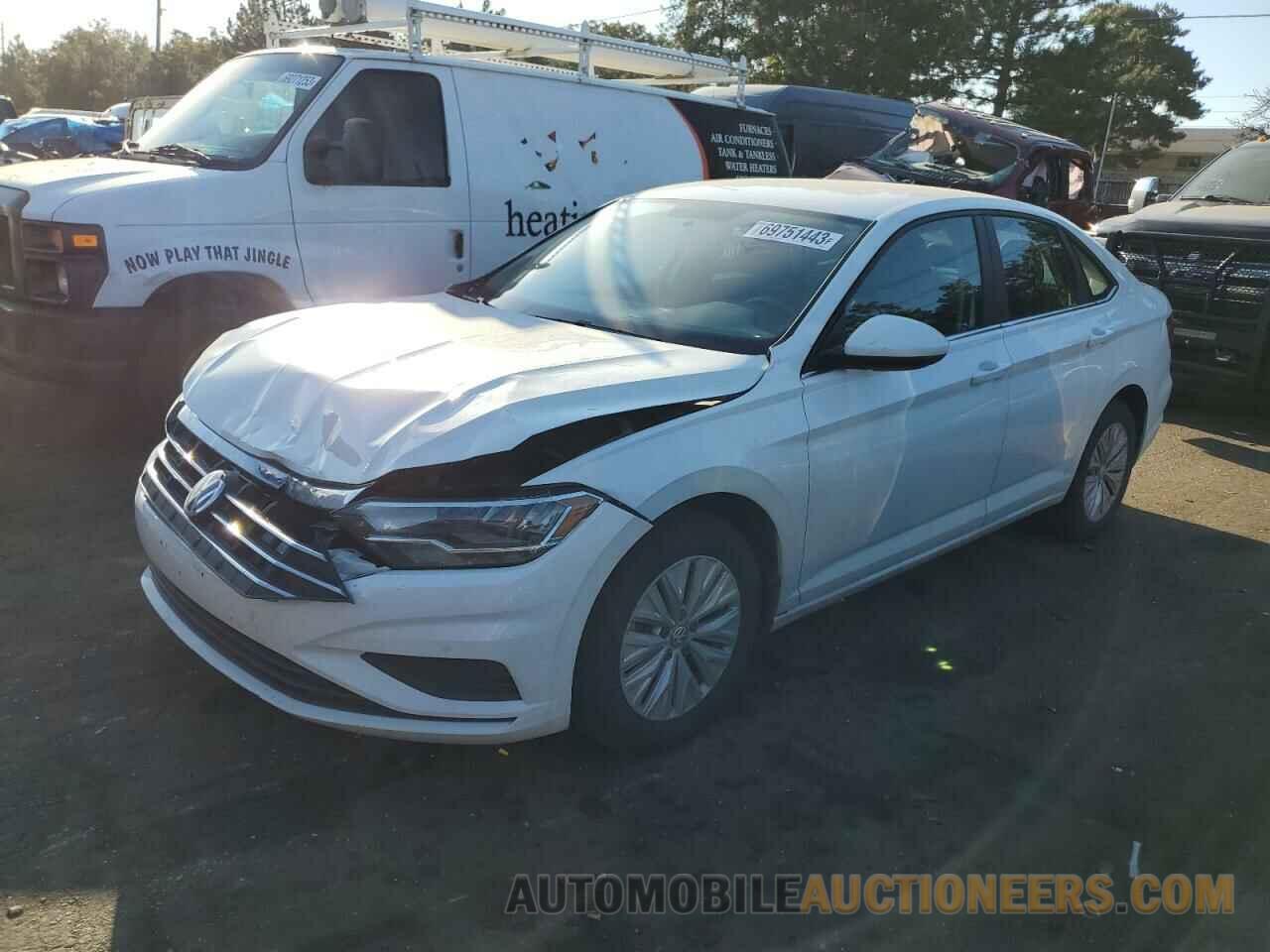 3VWC57BU4KM061565 VOLKSWAGEN JETTA 2019