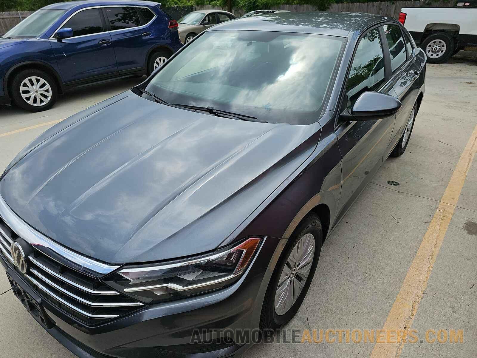 3VWC57BU4KM125961 Volkswagen Jetta 2019