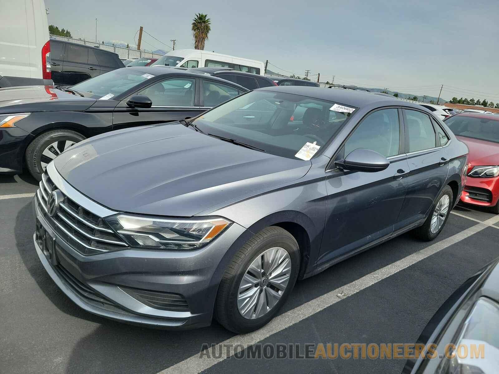 3VWC57BU5KM139223 Volkswagen Jetta 2019