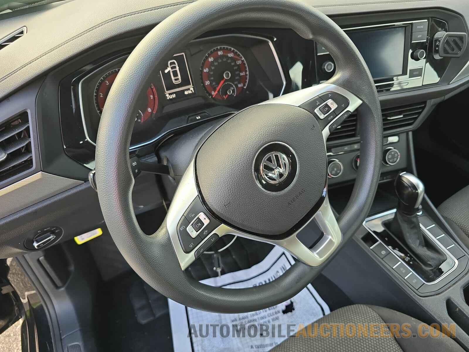 3VWC57BU5MM094917 Volkswagen Jetta 2021