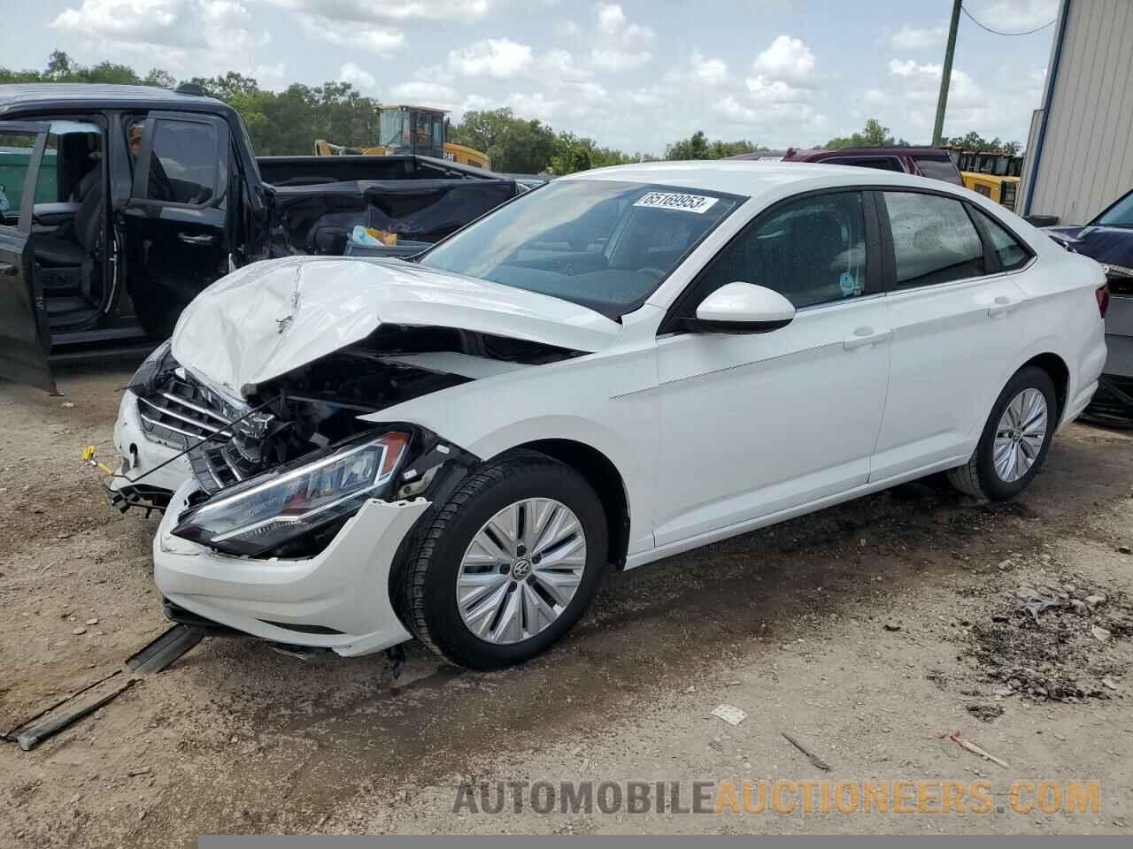 3VWC57BUXKM058055 VOLKSWAGEN JETTA 2019