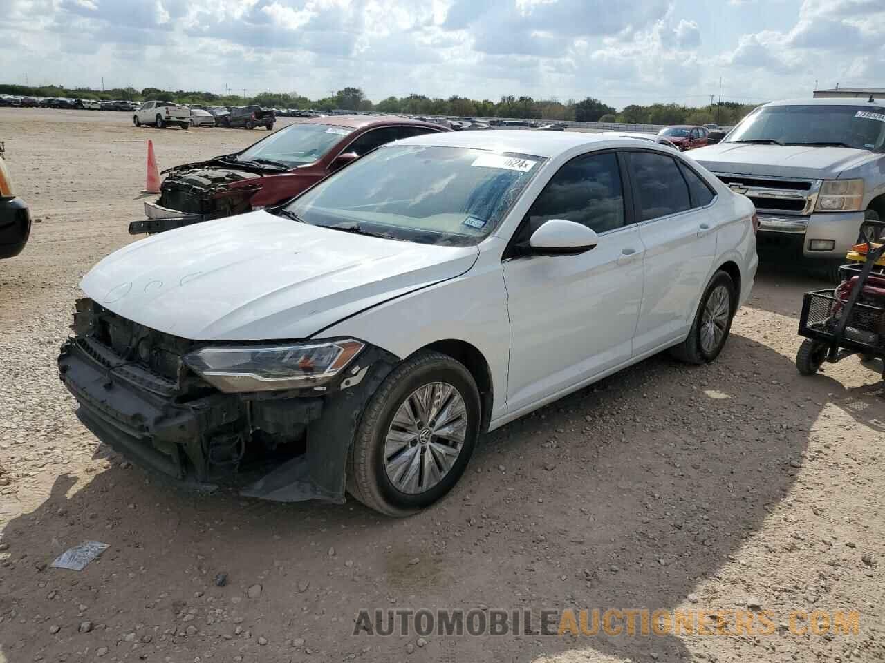 3VWC57BUXKM275685 VOLKSWAGEN JETTA 2019