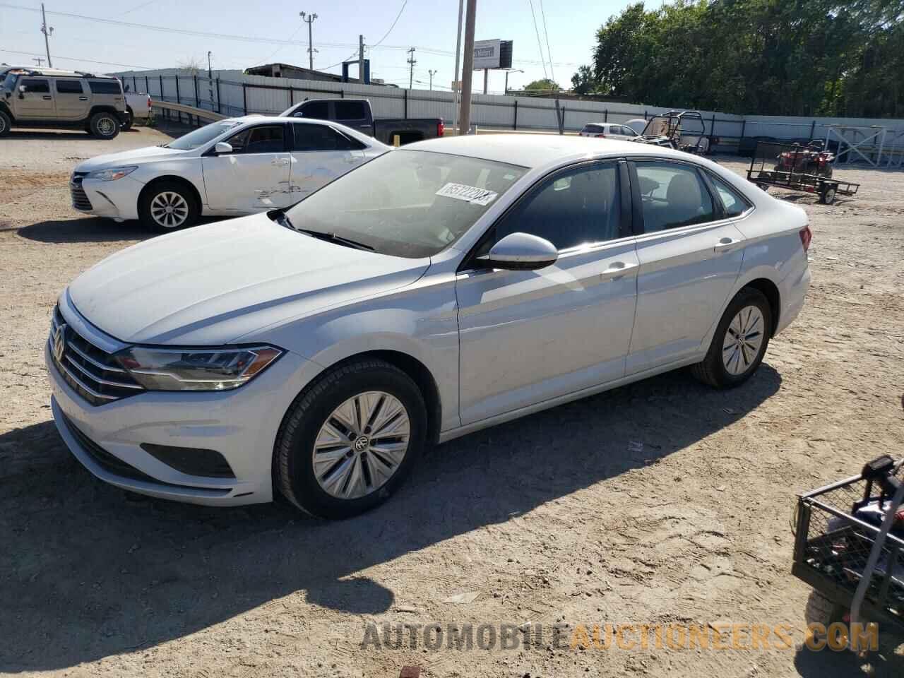 3VWCB7BU4KM131915 VOLKSWAGEN JETTA 2019