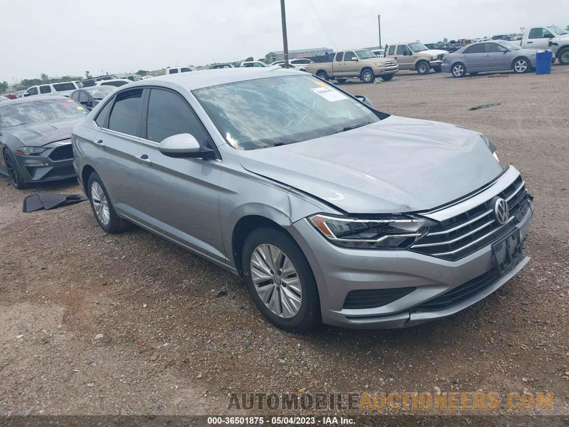 3VWCB7BU7KM269593 VOLKSWAGEN JETTA 2019