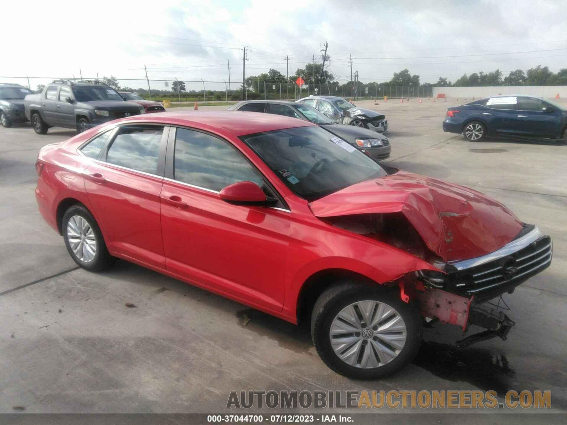 3VWCB7BU8KM173083 VOLKSWAGEN JETTA 2019