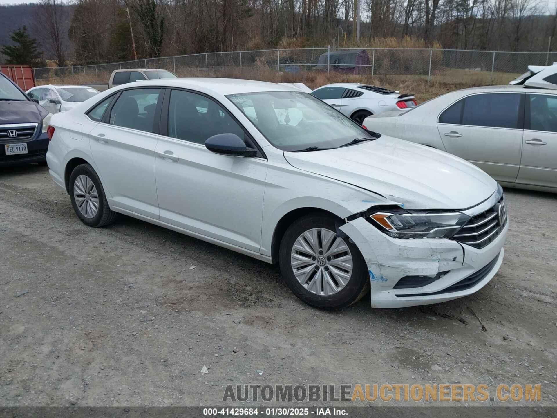 3VWCB7BU8KM209581 VOLKSWAGEN JETTA 2019