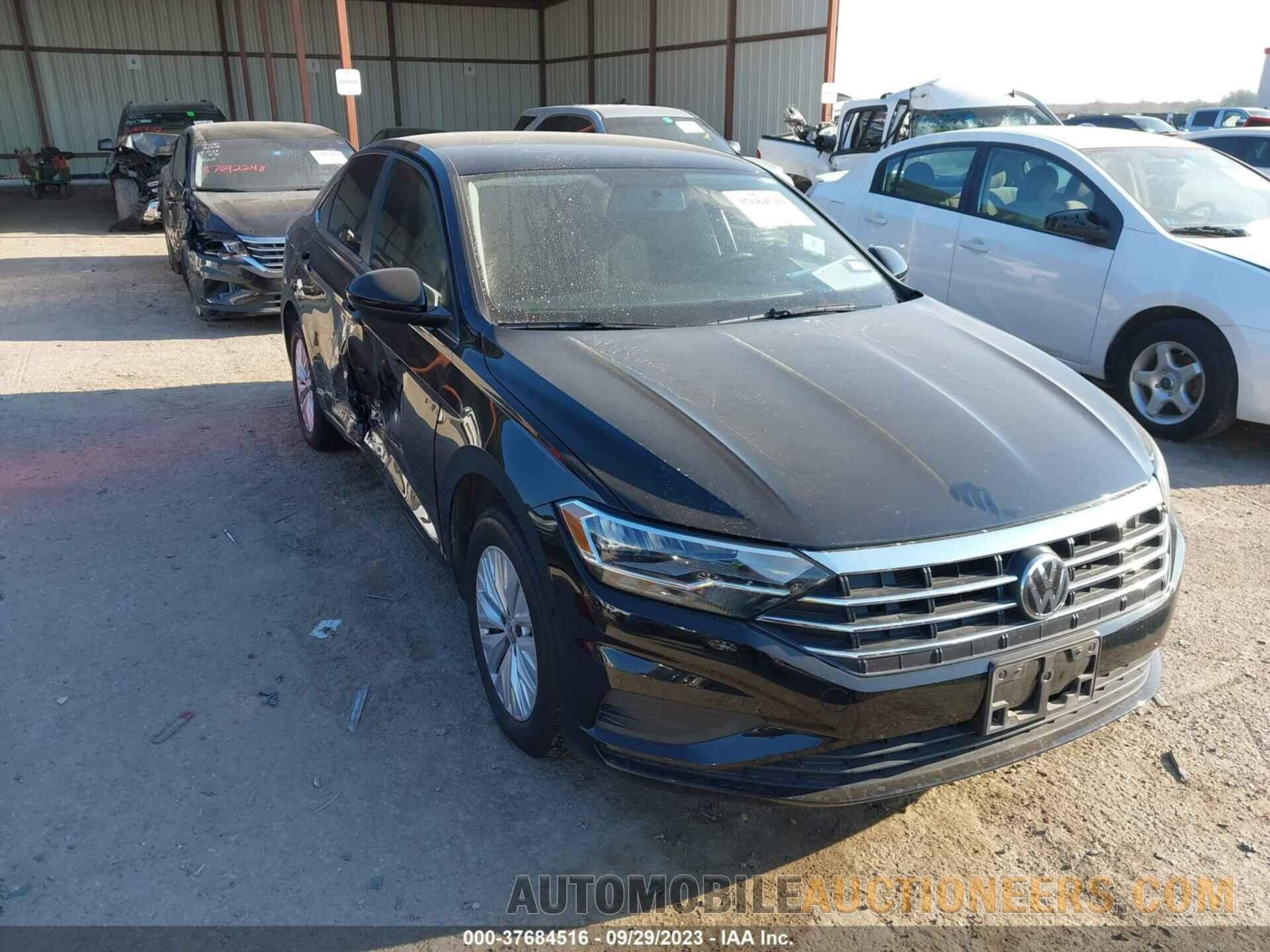 3VWCB7BU8KM215722 VOLKSWAGEN JETTA 2019