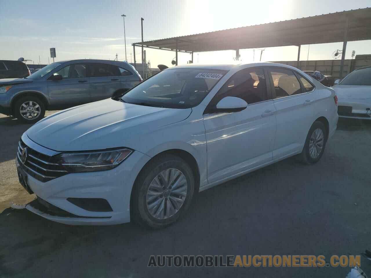 3VWCB7BU8KM240572 VOLKSWAGEN JETTA 2019