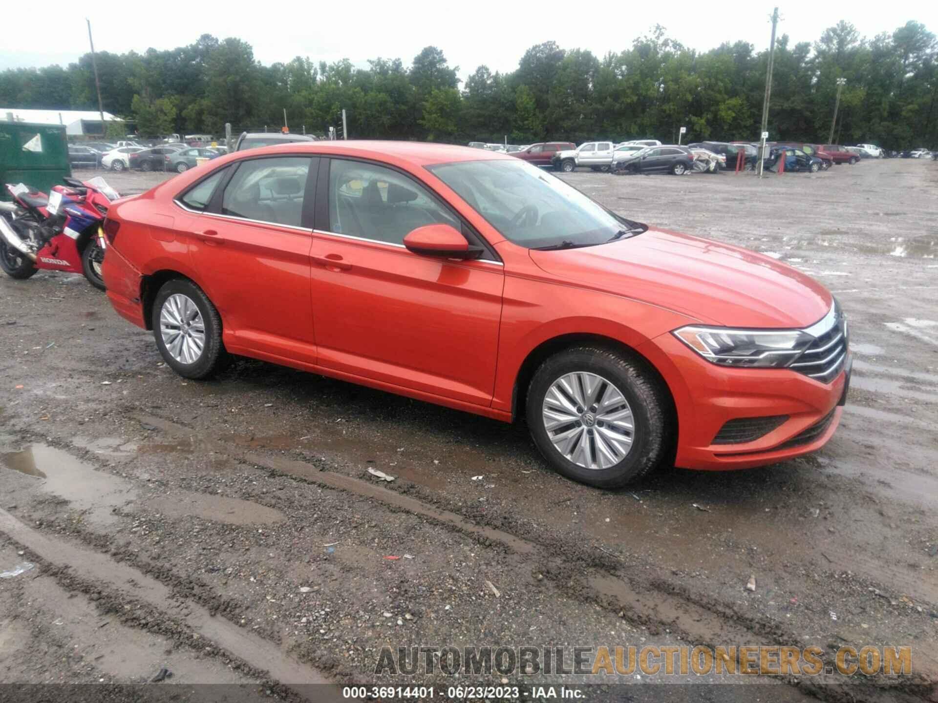 3VWCB7BU9KM236742 VOLKSWAGEN JETTA 2019