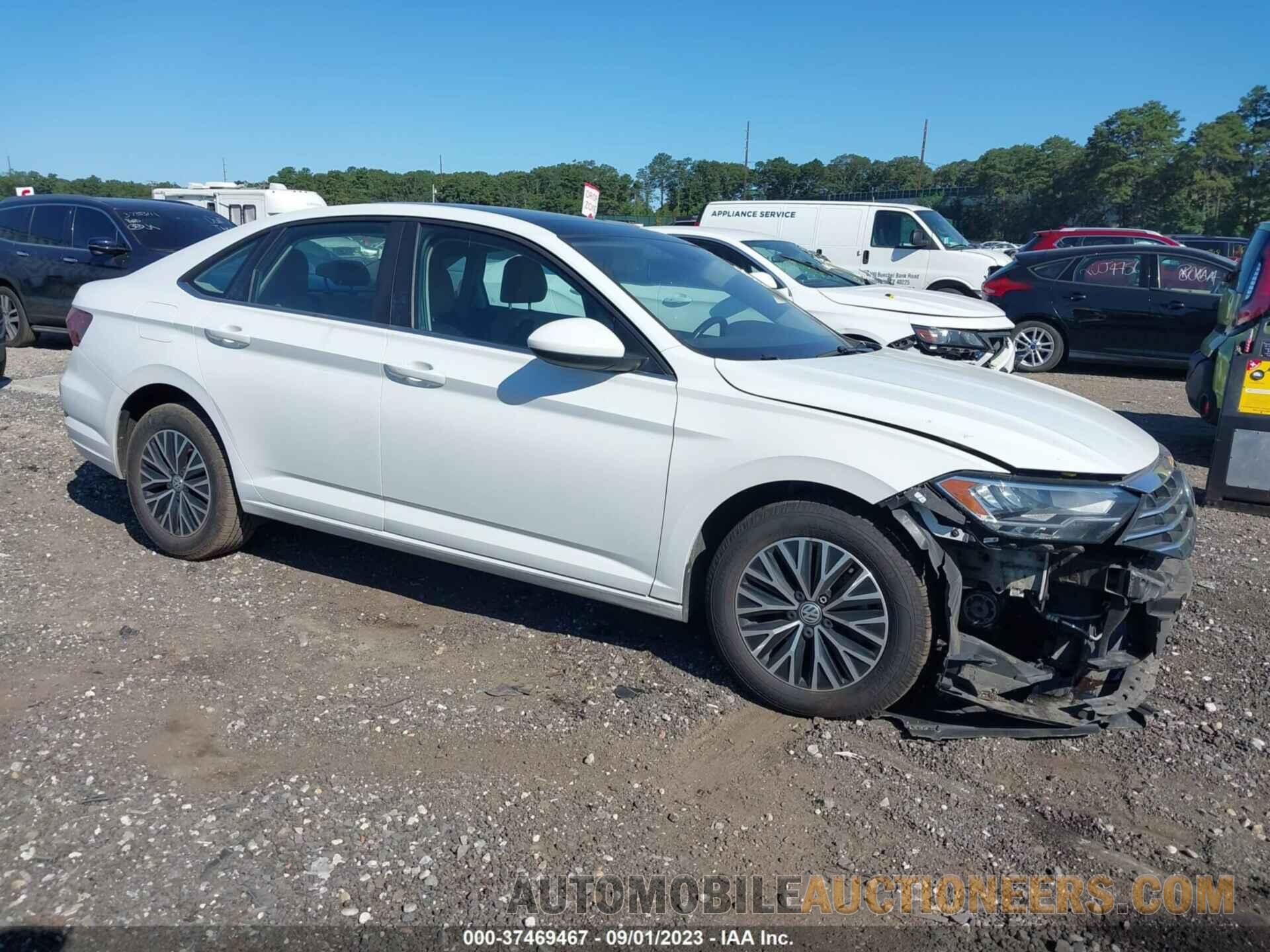 3VWCB7BUXKM135094 VOLKSWAGEN JETTA 2019