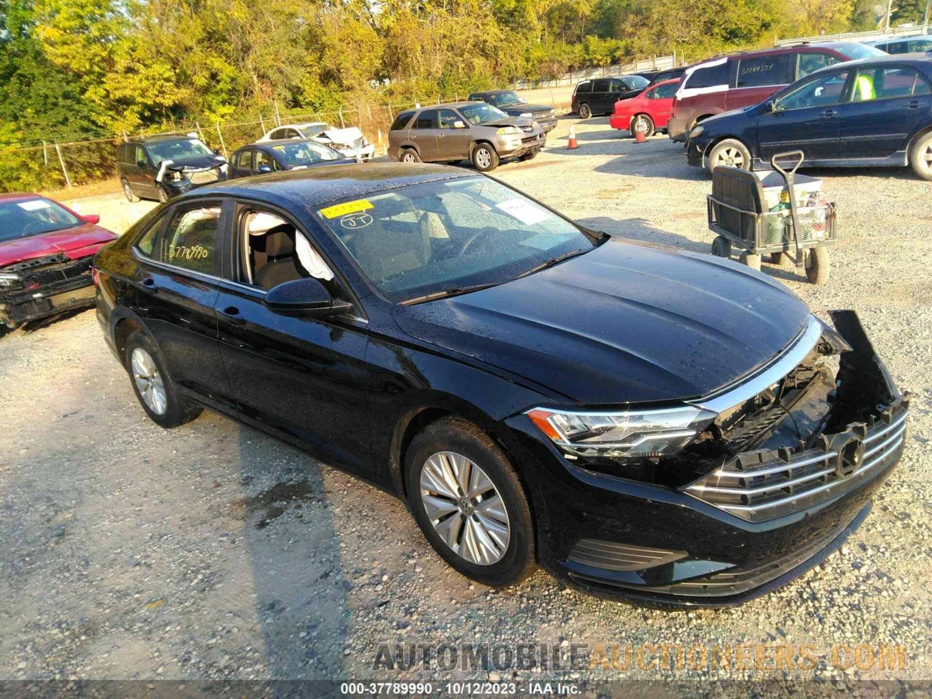 3VWCB7BUXKM241867 VOLKSWAGEN JETTA 2019