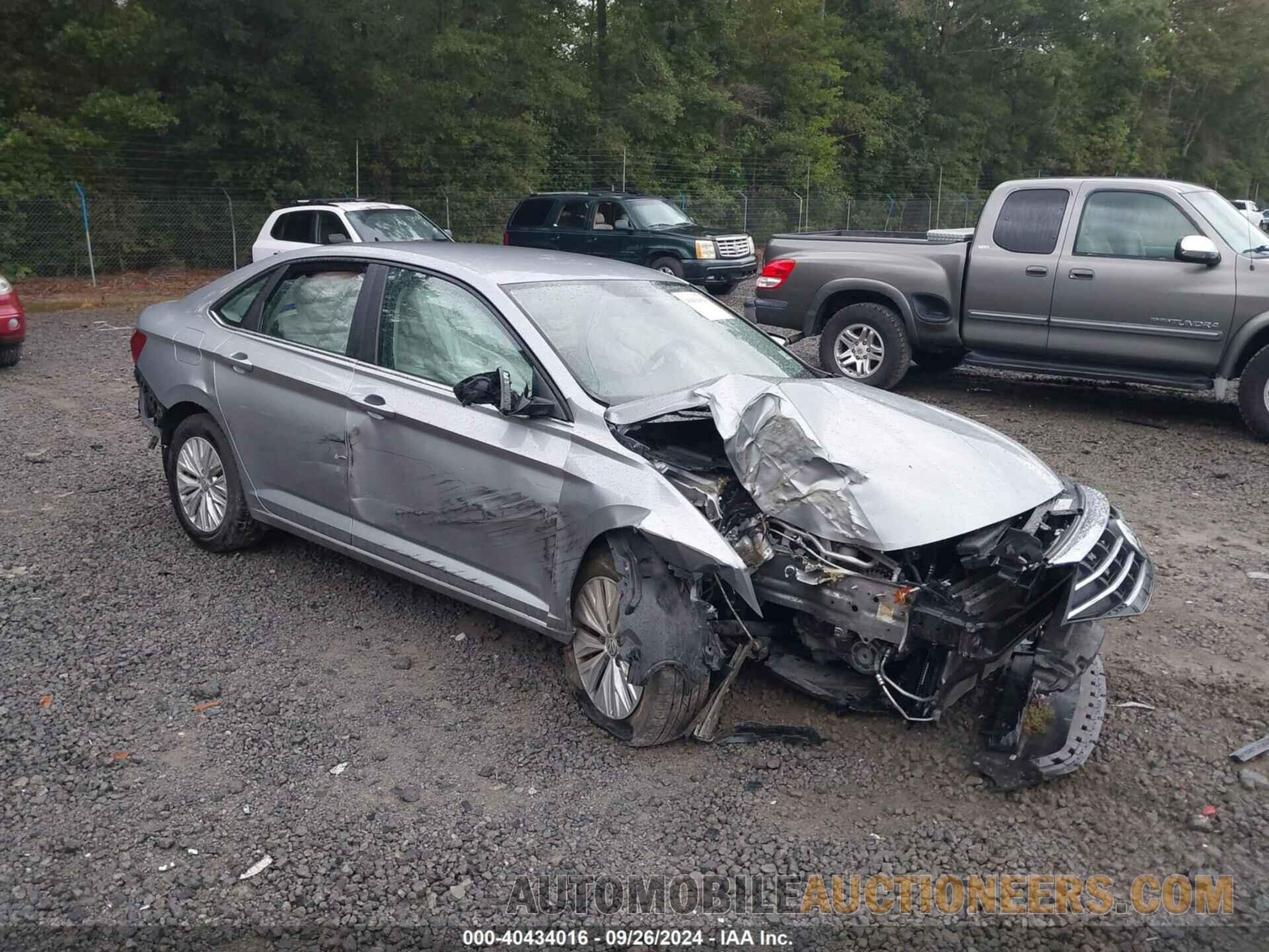 3VWCB7BUXKM243683 VOLKSWAGEN JETTA 2019