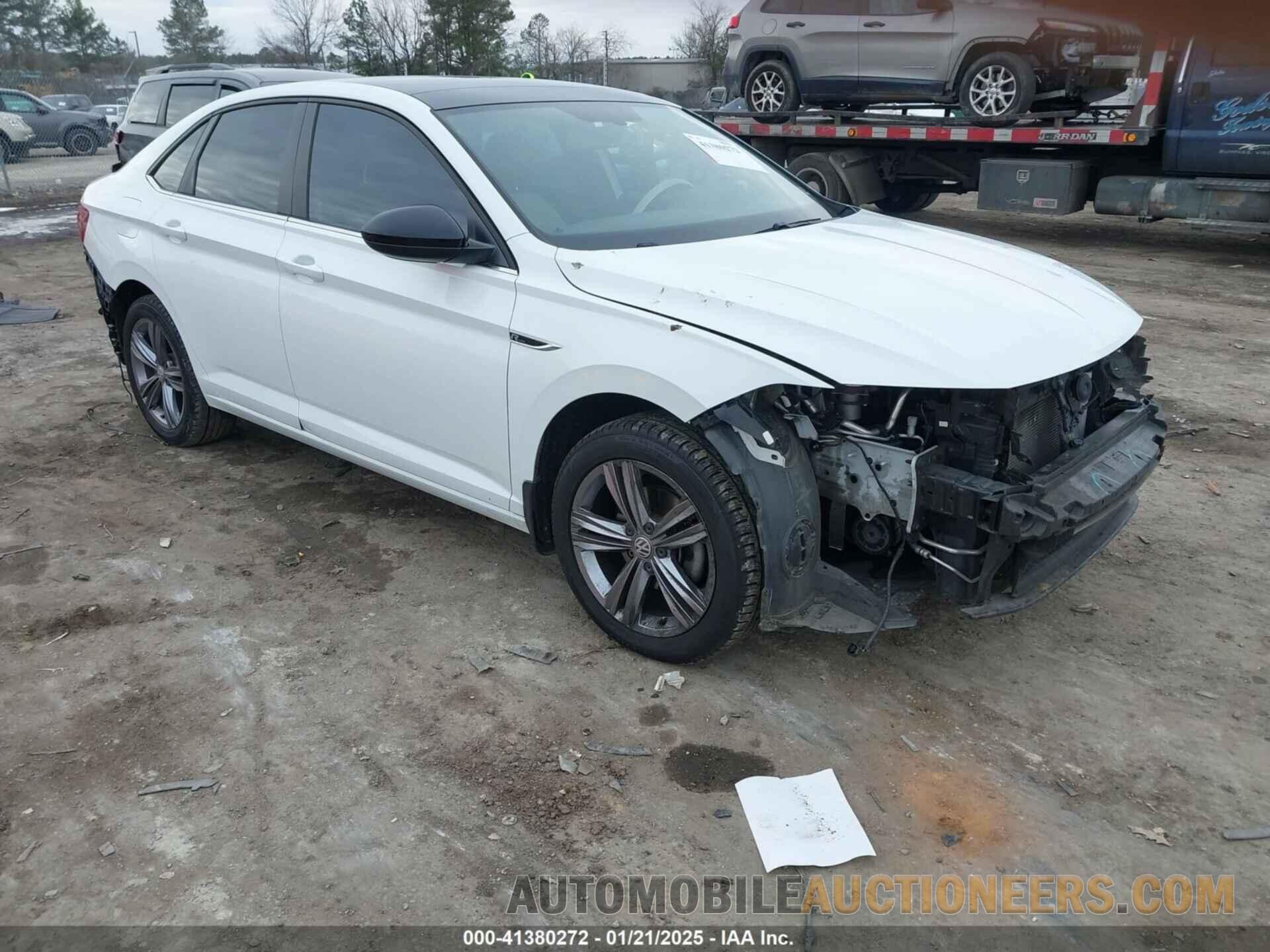 3VWCB7BUXKM258961 VOLKSWAGEN JETTA 2019