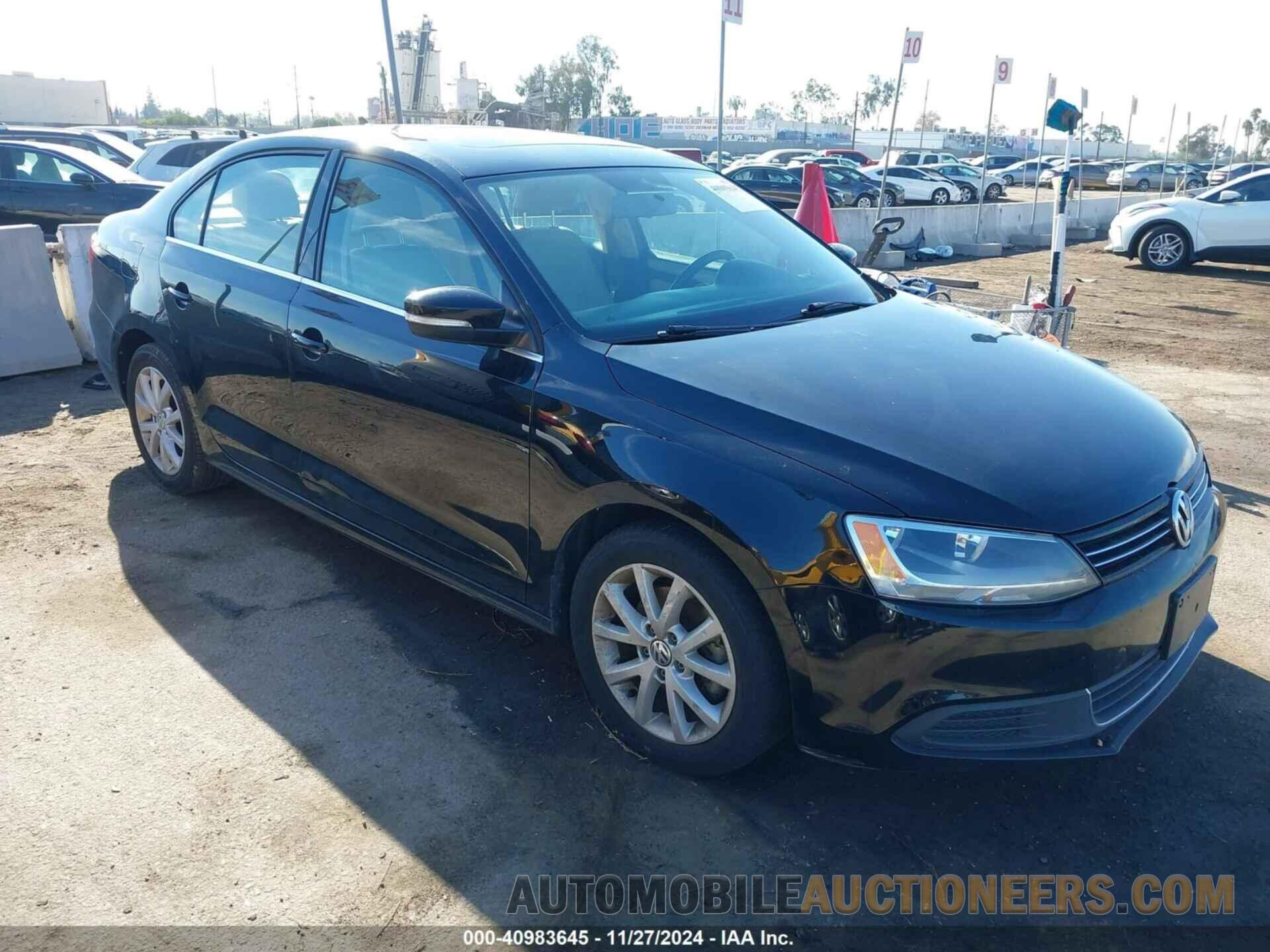 3VWD07AJ1EM411264 VOLKSWAGEN JETTA 2014