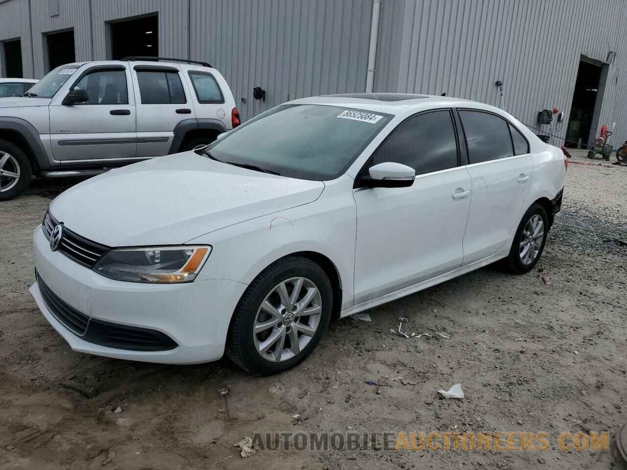 3VWD07AJ1EM428517 VOLKSWAGEN JETTA 2014