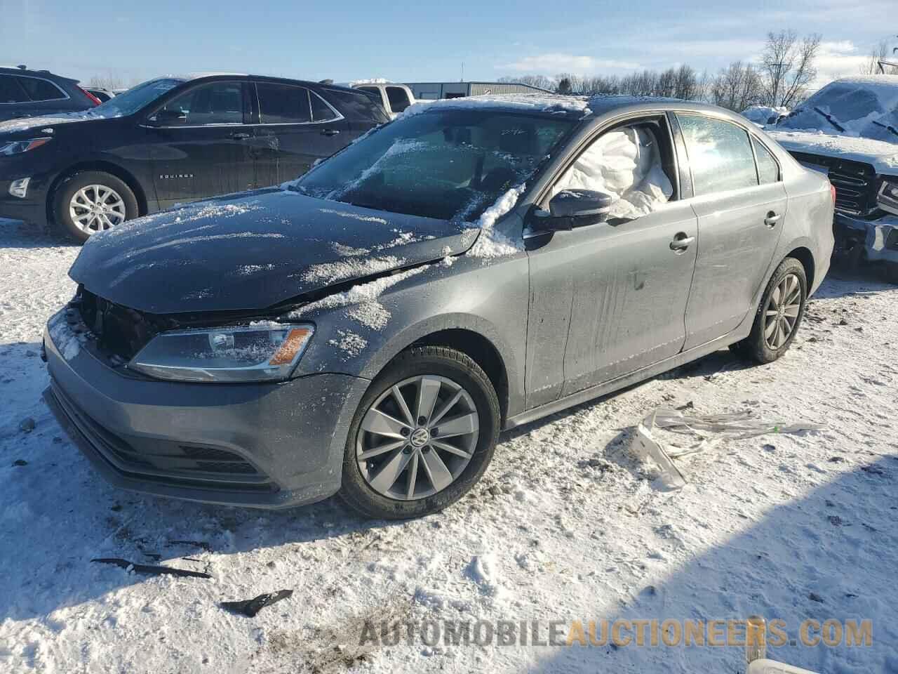 3VWD07AJ3FM295843 VOLKSWAGEN JETTA 2015