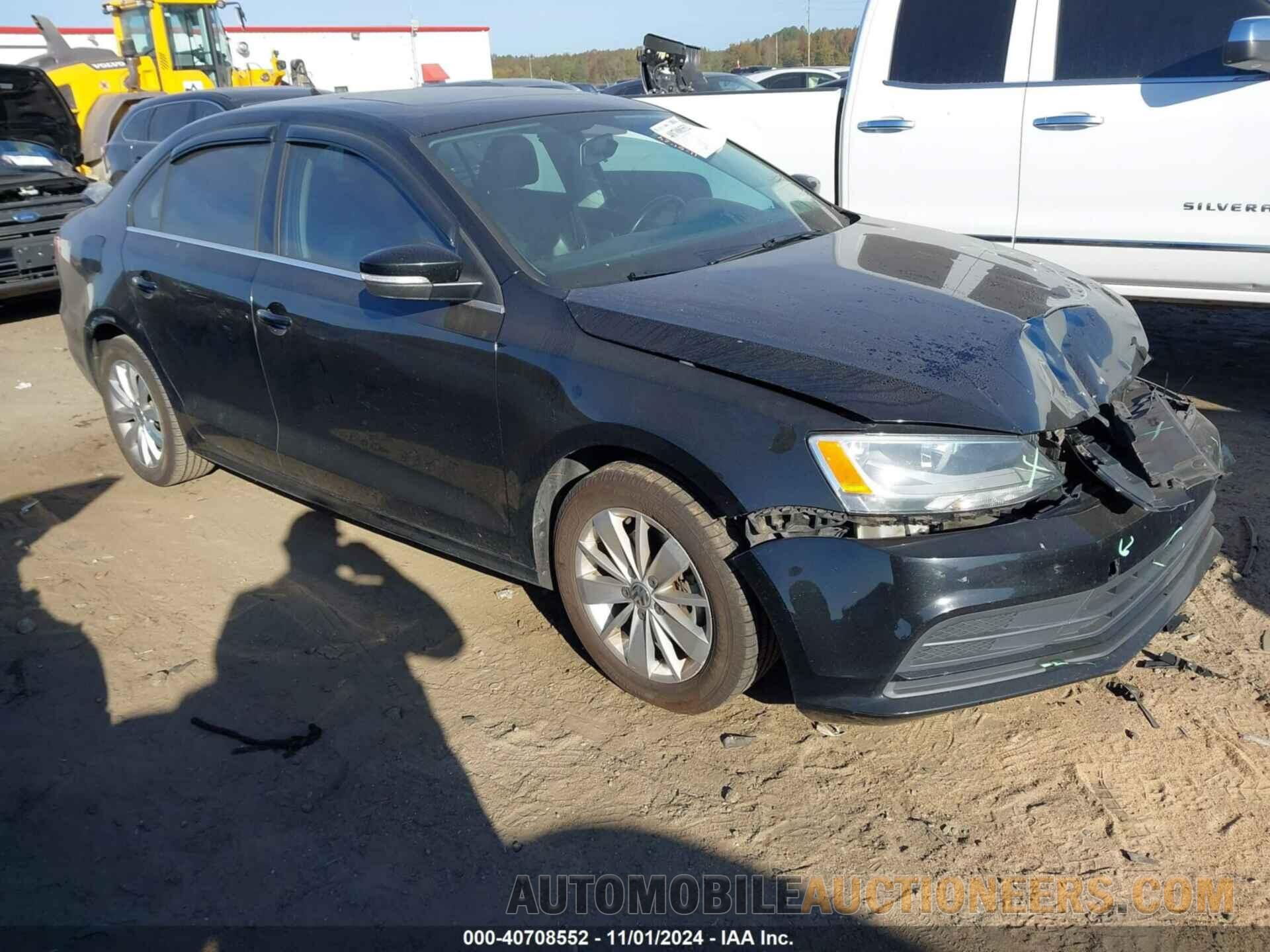 3VWD07AJ3FM307442 VOLKSWAGEN JETTA 2015