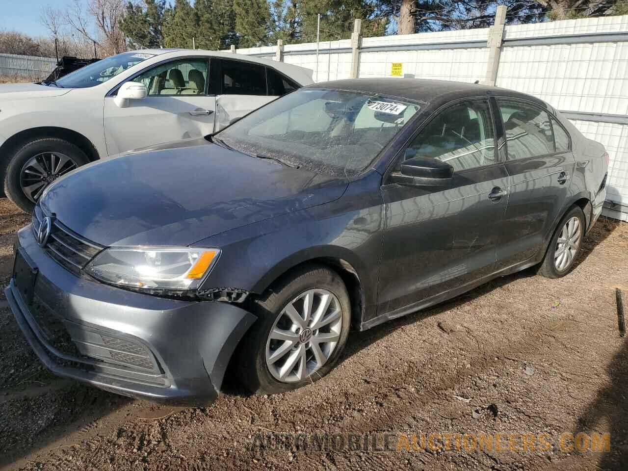 3VWD07AJ4FM308597 VOLKSWAGEN JETTA 2015