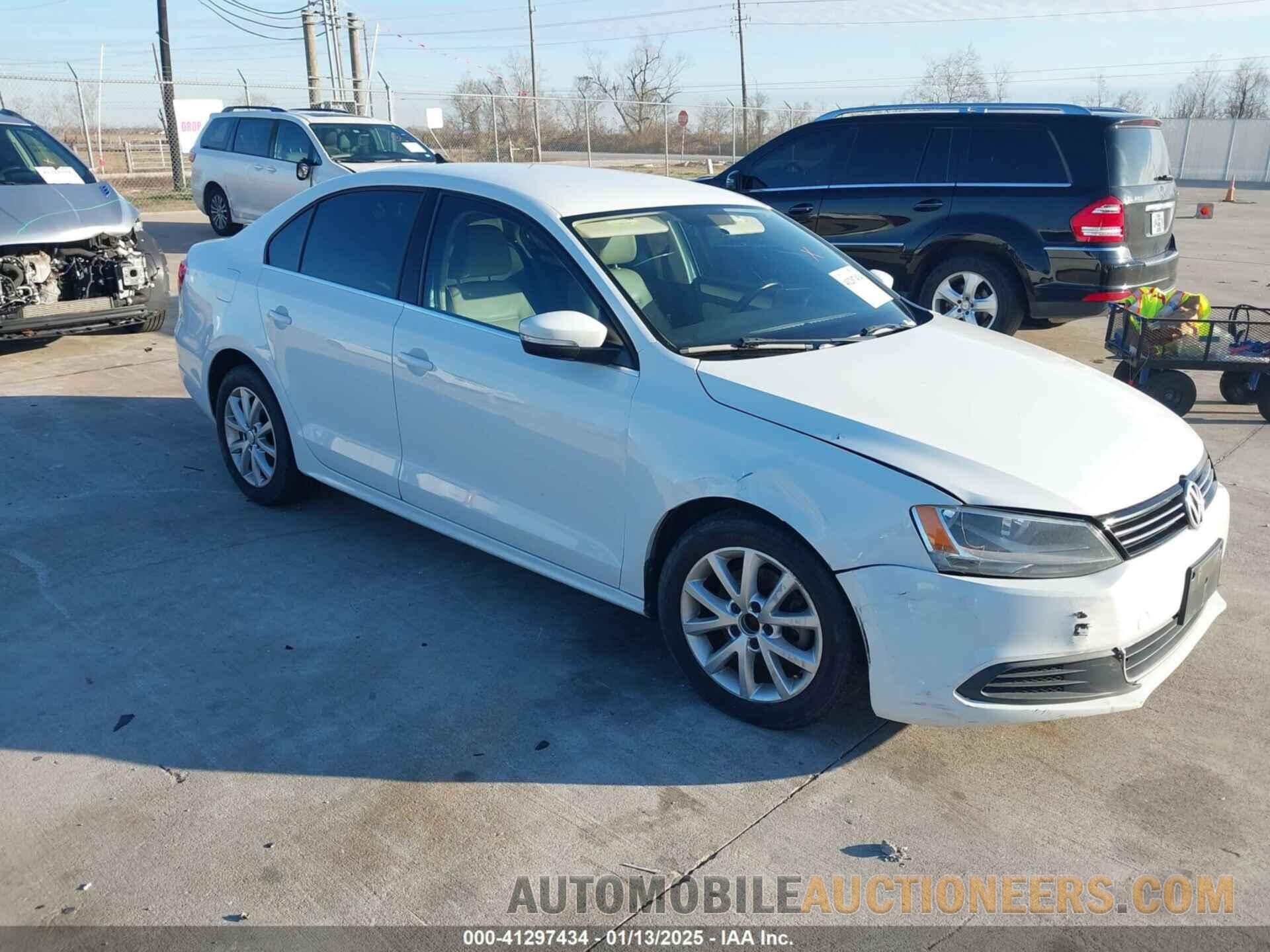 3VWD07AJ5EM302760 VOLKSWAGEN JETTA 2014