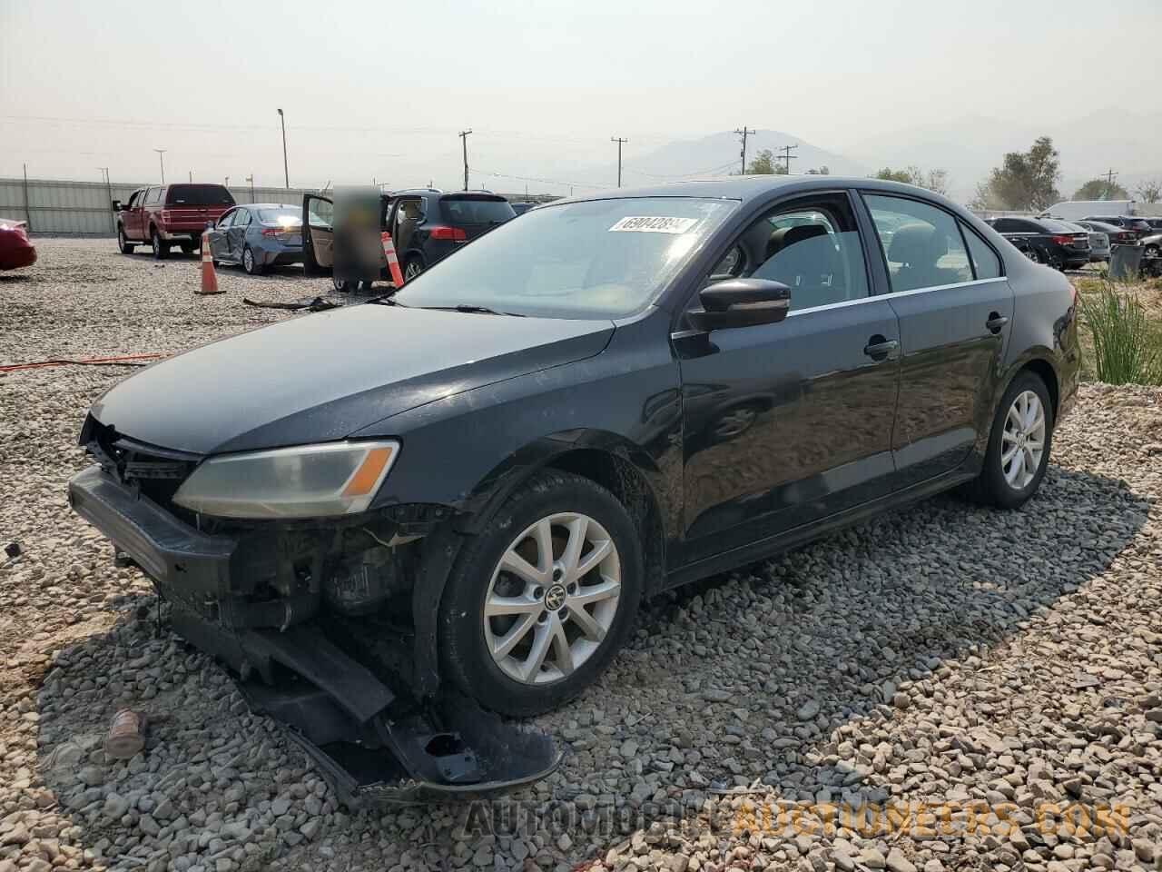 3VWD07AJ5EM373408 VOLKSWAGEN JETTA 2014