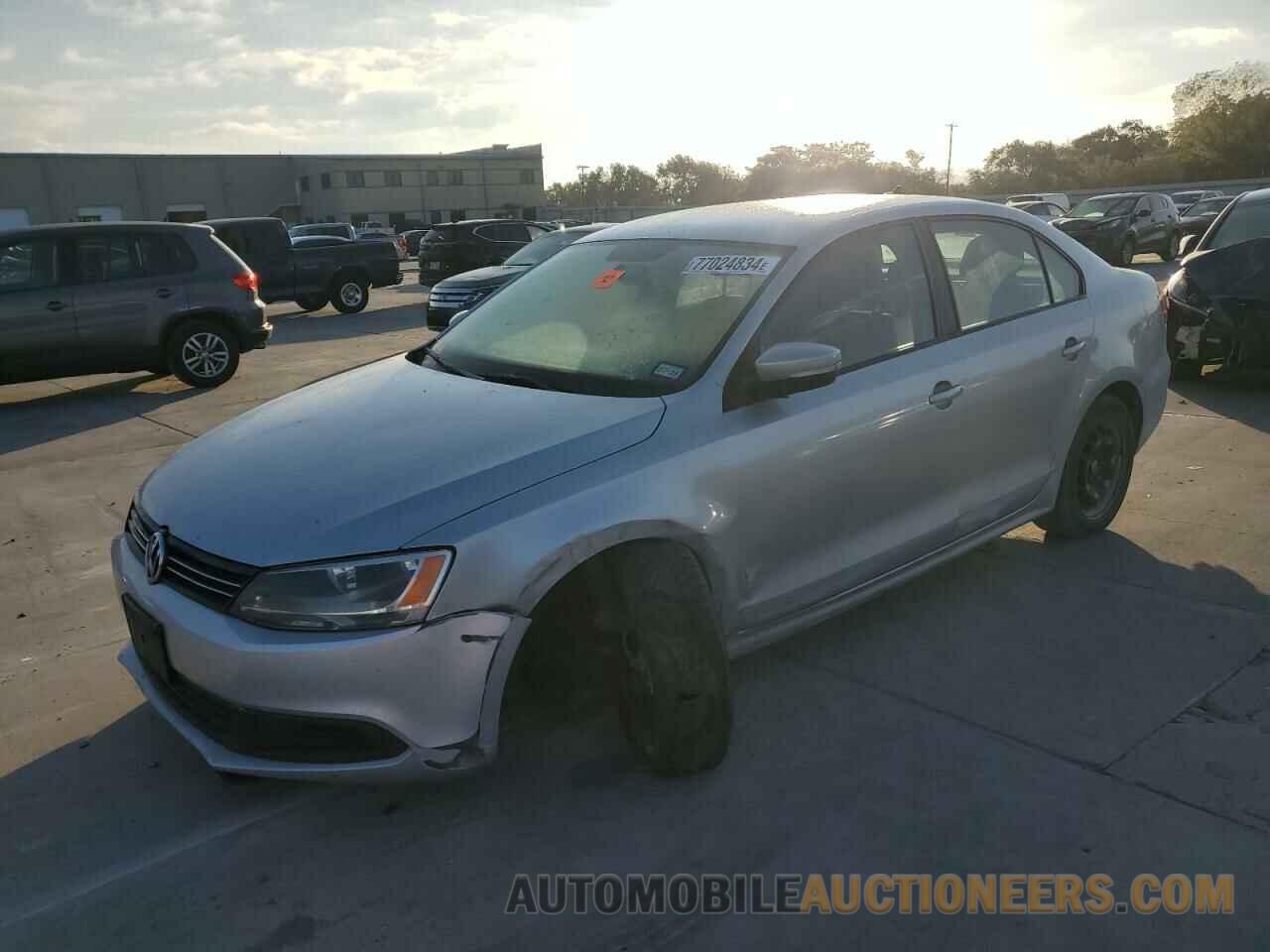 3VWD07AJ8EM252324 VOLKSWAGEN JETTA 2014