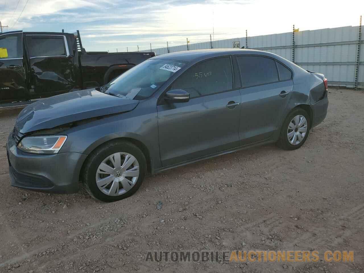 3VWD07AJXEM401123 VOLKSWAGEN JETTA 2014