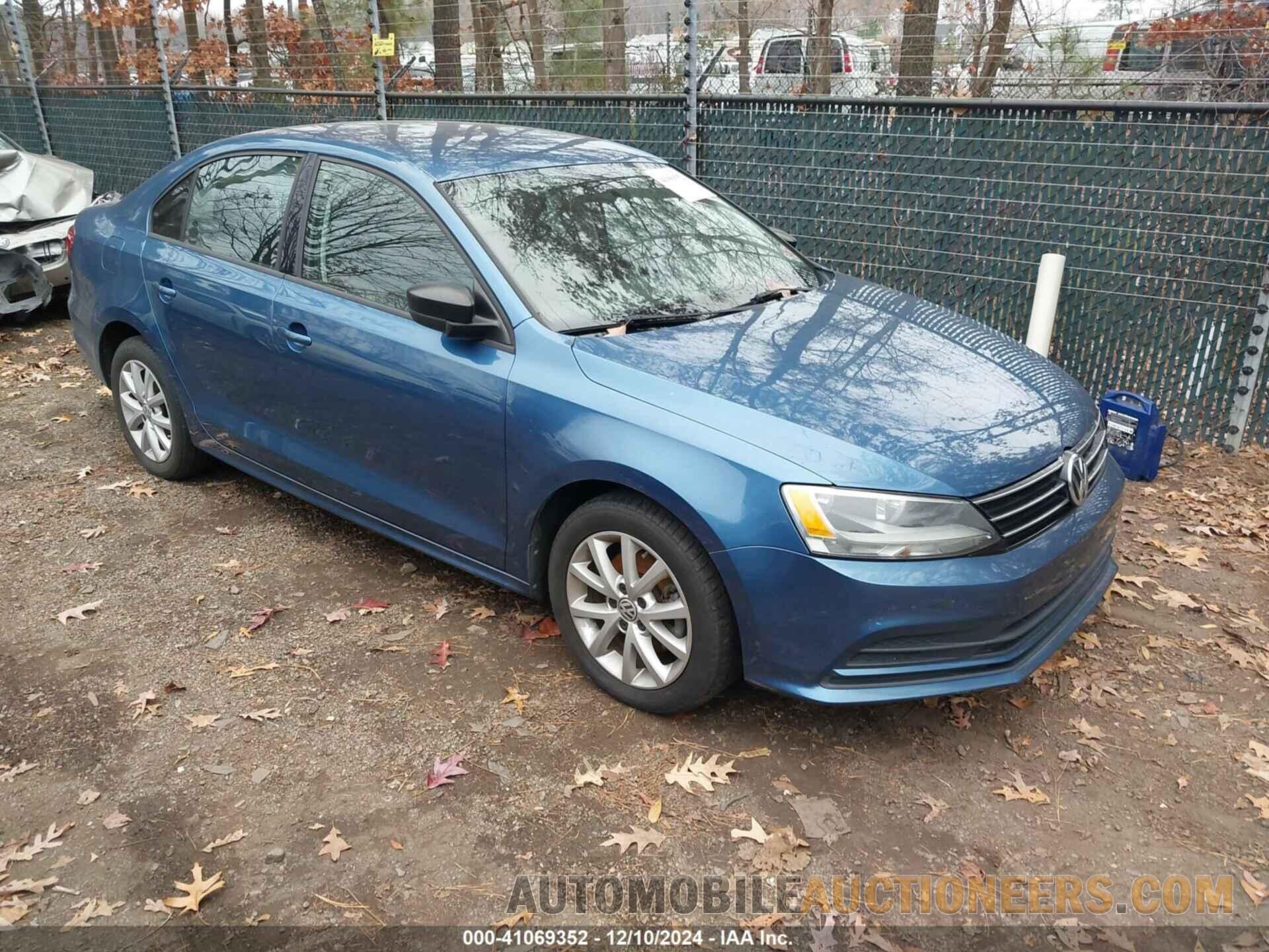 3VWD17AJ0FM259962 VOLKSWAGEN JETTA 2015