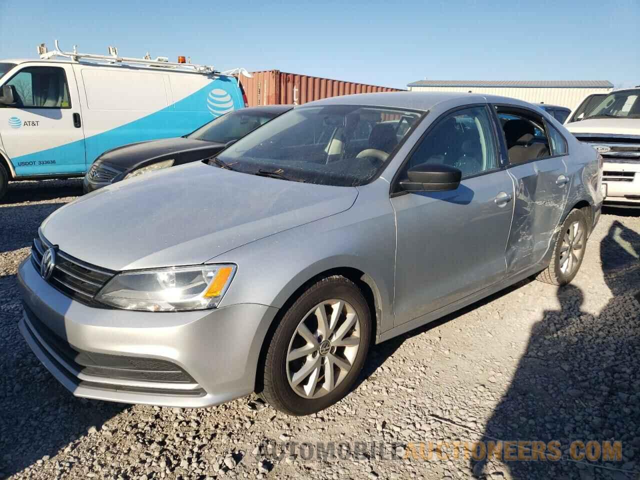 3VWD17AJ0FM316645 VOLKSWAGEN JETTA 2015